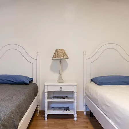 Chalet Rustico Porta Brissago TI